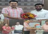 Ramgarh News: अपर समाहर्ता, एसडीओ और डीटीओ ने समाहरणालय में संभाला अपना-अपना पदभार