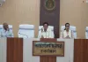 Hazaribagh News: उपायुक्त हेमंत सती ने की स्वास्थ्य विभाग की व्यापक समीक्षा, दिए कई कड़े निर्देश
