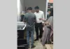 चास के कुर्रा में छापेमारी से हड़कंप, शराब दुकान से मिली 556 एक्सपायरी बियर