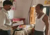 Koderma News: जिला आपूर्ति पदाधिकारी का औचक निरीक्षण, पीडीएस दुकान बंद मिलने पर भड़के अफसर