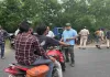Giridih News: ड्रिंक एंड ड्राइव पर सख्त एक्शन, ब्रेथ एनालाइजर से हुई चालकों की गहन जांच