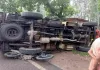 लातेहार में ट्रक-बाइक की भीषण टक्कर, दो युवकों की मौके पर मौत