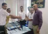 गिरिडीह में पेयजल संकट पर सिविल सोसाइटी का प्रदर्शनात्मक ज्ञापन, नगर आयुक्त और महापौर से की तत्काल कार्रवाई की मांग