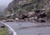  हिमाचल में भारी बारिश, एनएच-05 पर भूस्खलन, 130 सड़कें बंद, 6 अगस्त तक अलर्ट