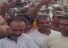 Koderma News: फीस न देने पर बच्चों को धूप में खड़ा करने वाले आईलेक्स स्कूल पर गिरेगी गाज
