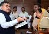 Bokaro News: समाहरणालय में आयोजित लोक संवाद कार्यक्रम में उपायुक्त ने सुनीं नागरिकों की समस्याएं