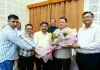 पत्रकारों के लिए स्वास्थ्य बीमा और प्रेस क्लब की मांग, मुख्यमंत्री को सौंपा आठ सूत्रीय ज्ञापन