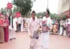 Politics News: विपक्ष का संसद परिसर में प्रदर्शन, प्रियंका बोलीं- भाजपा से ऊब चुकी जनता