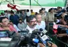 मुख्यमंत्री हेमंत सोरेन ने स्वर्गीय सुदिव्य कुमार के पार्थिव शरीर को दिया कंधा