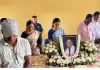 पूर्व मंत्री सुदीब्य कुमार सोनू को कांग्रेस कार्यकर्ताओं ने दी भावभीनी श्रद्धांजलि