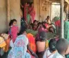 Koderma News: जमीन पर सो रही महिला बनी जहरीले सांप का शिकार