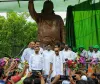 Sahibganj News: दिशोम गुरु शिबू सोरेन की पुण्यतिथि पर साहिबगंज में भव्य श्रद्धांजलि कार्यक्रम, मंत्री दीपक बिरुआ हुए शामिल