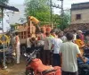 Koderma News: इंडेन गैस एजेंसी की कालाबाजारी के खिलाफ ग्रामीणों ने उपायुक्त को सौंपा सामूहिक आवेदन