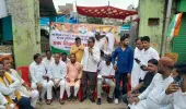 पेपर लीक मामले पर कांग्रेस का धरना, केंद्रीय शिक्षा मंत्री के इस्तीफे की मांग
