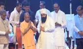 कांग्रेस ने सत्ता के लिए देश के टुकड़े किए : योगी आदित्यनाथ