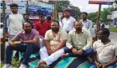 Jamshedpur News: अव्यवस्थित पार्किंग के खिलाफ आजसू की अनिश्चितकालीन भूख हड़ताल शुरू