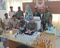 Palamu News : दो हजार बोतल अवैध देशी शराब बरामद, पुलिस ने एक तस्कर को किया गिरफ्तार