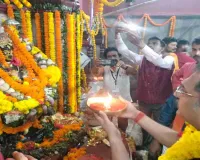 कार्तिक पूर्णिमा पर हजारीबाग के नृसिंह स्थान मंदिर में उमड़ी श्रद्धालुओं की भीड़