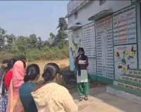 स्कूली विद्यार्थियों ने बाल विवाह के खिलाफ किया नुक्कड़ नाटक का मंचन