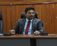 Dumka News : बासुकीनाथ मंदिर विकास को लेकर उपायुक्त ने की महत्वपूर्ण समीक्षा बैठक