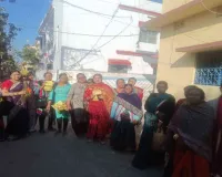 वार्ड 22 में मिताली रश्मि का जनसंपर्क अभियान, मतदाताओं से मांगा आशीर्वाद