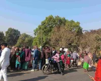 सरिया सड़क हादसा: ट्रक की चपेट में आकर बाइक सवार युवक की मौत