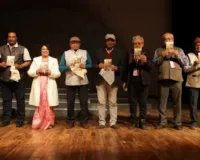 भारत रंग महोत्सव के समापन पर नाटक ‘वापसी’ का भव्य विमोचन