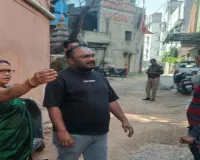 Chaibasa News : साकची में पूजा के लिए जा रही महिला से चेन स्नैचिंग, बाइक सवार फरार