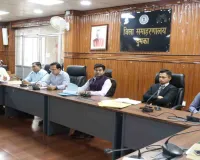 Dumka News: डीसी का कड़ा रुख: जाति प्रमाण पत्र में देरी पर शिकारीपाड़ा के राजस्व कर्मचारियों का वेतन रोका