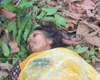 Koderma News: महुआ चुनने गई महिला के साथ जंगल में हुआ खौफनाक हादसा