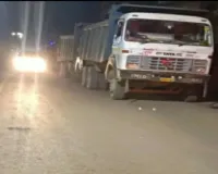 Sahebganj News: बिंदुधाम मेले में नो एंट्री फेल, ओवरलोड ट्रकों से श्रद्धालु परेशान