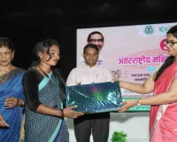 Palamu News: महिला दिवस पर कार्यक्रम संपन्न, डीसी डीडीसी अन्य पदाधिकारी रहे शामिल