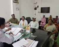 Dumka News: शिक्षा विभाग की बड़ी बैठक: बीडीओ विजय प्रकाश मरांडी ने एमडीएम व्यवस्था को परखा