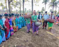 Dumka News : आस्था और परंपरा के साथ मनाया गया तीन दिवसीय बाहा पर्व