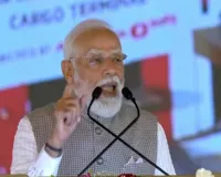 जेवर एयरपोर्ट उद्घाटन में पीएम मोदी का बड़ा बयान, बोले— भारत हर चुनौती से लड़ेगा