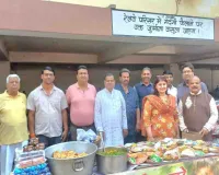 Koderma News : जरूरतमंदों के लिए वरदान बनी ₹5 की भोजन सेवा, 8 साल का सफर
