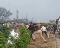 मथुरा में फरसा वाले बाबा की मौत पर बवाल, हाईवे जाम और पथराव