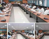 Sahebganj News: राजस्व वसूली और विकास कार्यों की समीक्षा, राजस्व संग्रहण में पारदर्शिता व गति लाने का निर्देश