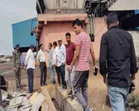 Ramgarh News : फैक्ट्री की पोल खुली, जहरीले धुएँ और केमिकल पानी से बीमार हो रहे लोग