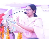 Palamu News: जिला पुस्तकालय में दो दिवसीय पुस्तक मेला संपन्न, डीसी समीरा एस के संदेश से युवाओं में उत्साह