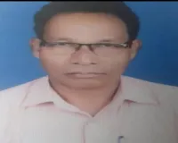 Chaibasa News: टाटा–हाता मार्ग पर खड़े ट्रक से टकराई बाइक, शिक्षक वीर प्रताप मुर्मू का दुखद निधन