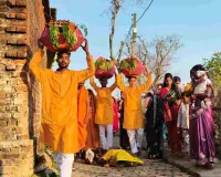 Hazaribagh News: डूबते सूर्य को अर्घ्य के साथ छठ महापर्व का तीसरा दिन सम्पन्न