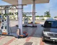 मिडिल ईस्ट संकट का असर: प्रीमियम पेट्रोल 2.35 रुपये तक महंगा