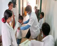 Dumka News : पाथरा में 79 छात्रों का स्वास्थ्य परीक्षण शिविर आयोजित