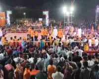 Koderma News: ब्लॉक मैदान में रामनवमी पर विशेष आयोजन, झांकियों व करतब का प्रदर्शन