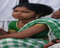 Chaibasa News: कुमारडुंगी में युवती का शव पेड़ से लटका मिला, इलाके में सनसनी