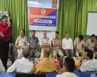 Giridih News: अपराधियों पर पुलिस की पैनी नजर: सर्राफा कारोबारियों के साथ 'सुरक्षा संवाद'