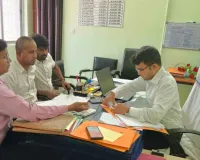 Koderma News: हिट एंड रन से संबंधित लंबित मुआवजा को लेकर लगा कैंप 