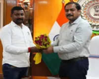 Sahebganj News: नए डीसी से मिले नगर परिषद अध्यक्ष, क्षेत्र की समस्याओं पर हुई चर्चा