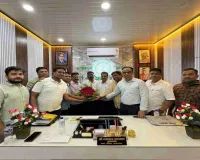 Sahebganj News: समस्याओं को लेकर चैंबर ने नगर परिषद अध्यक्ष को सौंपा ज्ञापन, जनहित के मुद्दों पर सभी पार्षदों संग हुई चर्चा 
